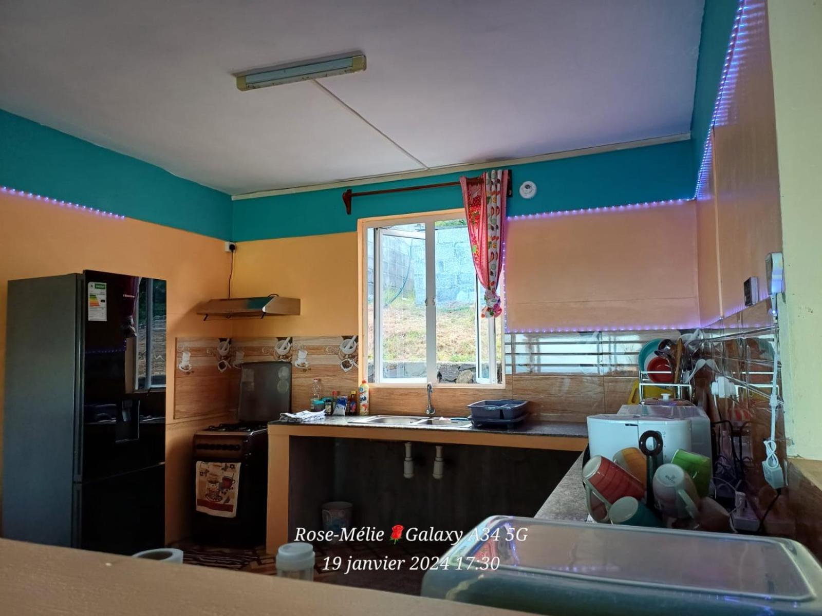 Chez Tonio Magic Ocean View Villa Port South East ภายนอก รูปภาพ